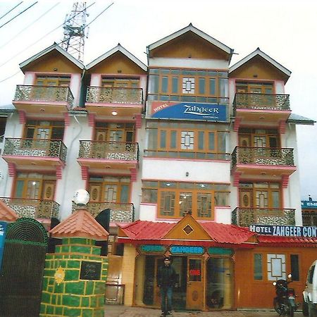 Hotel Zahgeer Continental - Srinagar Bagian luar foto